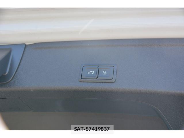 Audi A4 2017-12 8561190-19