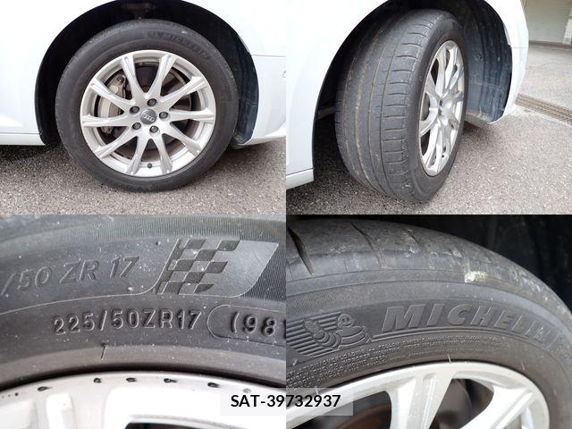 Audi A4 2017-08 8625857-25