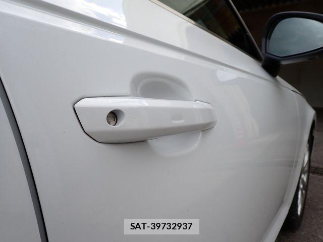 Audi A4 2017-08 8625857-8