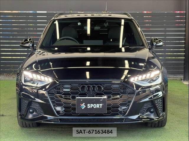 Audi A4 2022-07 8625859-14