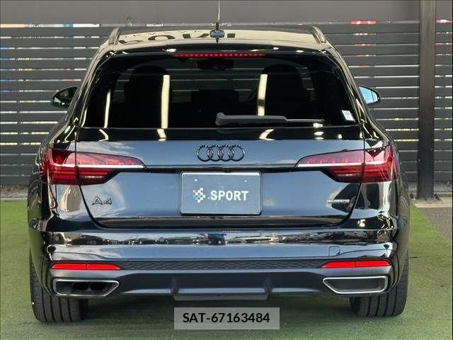 Audi A4 2022-07 8625859-15