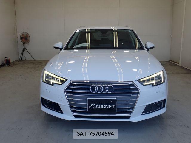 Audi A4 2018-06 8625858-5