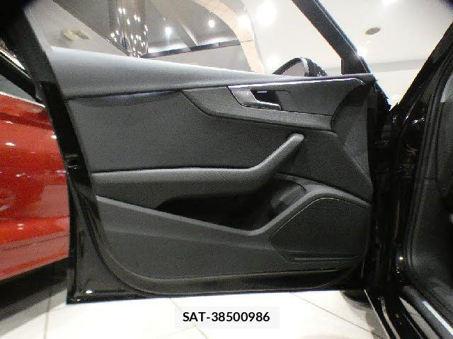 Audi A4 2017-12 8658056-20