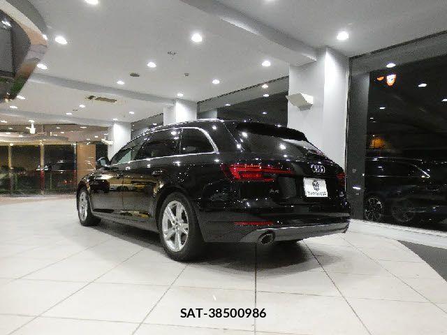 Audi A4 2017-12 8658056-3