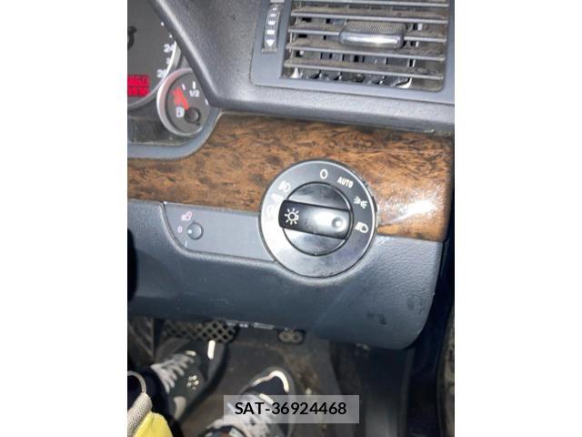 Audi A4 2007-10 8665825-13