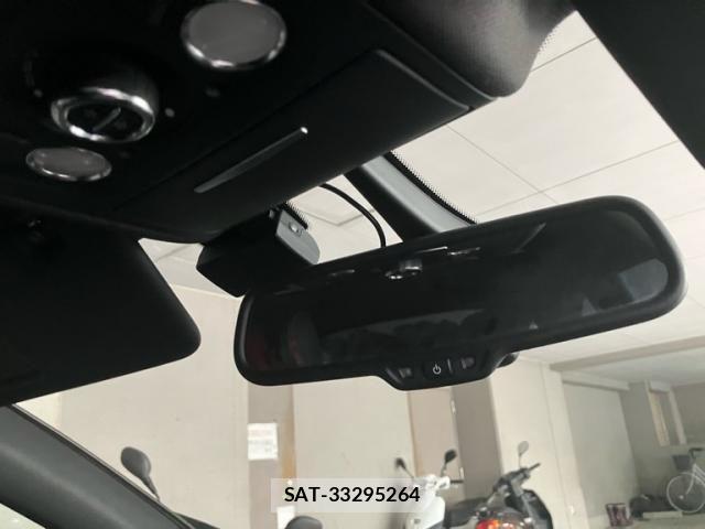 Audi A4 2010-01 8740574-21