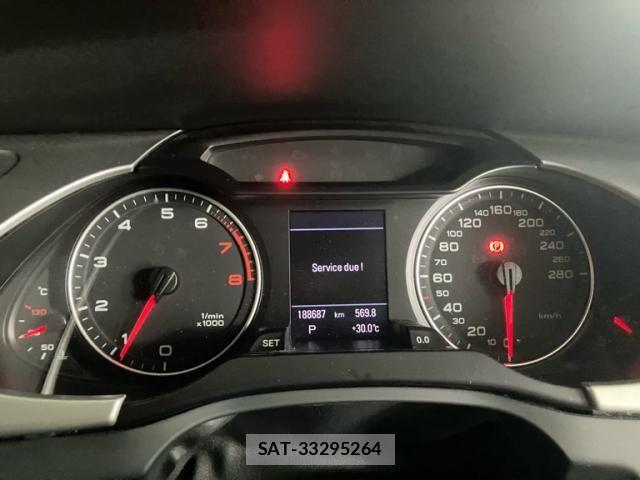 Audi A4 2010-01 8740574-23