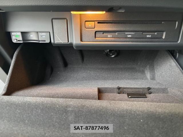 Audi A4 2019-07 8740570-13