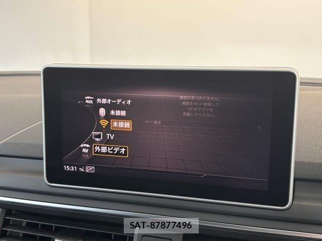 Audi A4 2019-07 8740570-7
