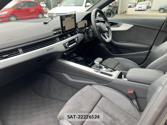 Audi A4 2021-01 8740569-11