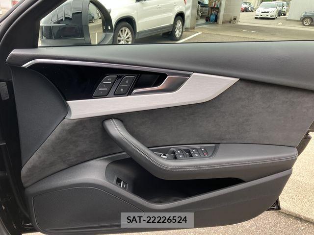 Audi A4 2021-01 8740569-24