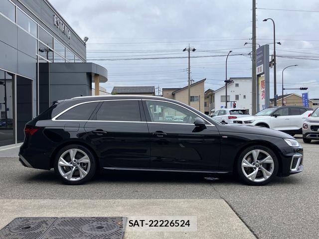 Audi A4 2021-01 8740569-5