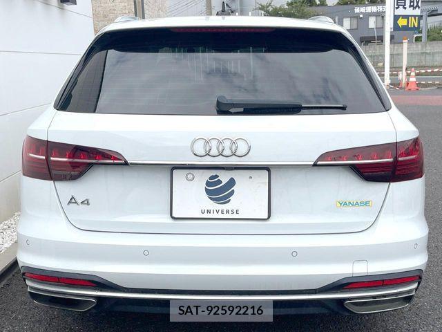 Audi A4 2022-05 8740568-14