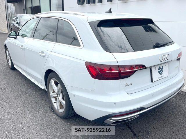 Audi A4 2022-05 8740568-16