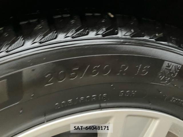 Audi A4 2018-01 8740572-12