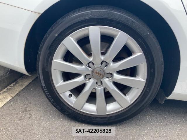 Audi A4 2016-09 8740571-10