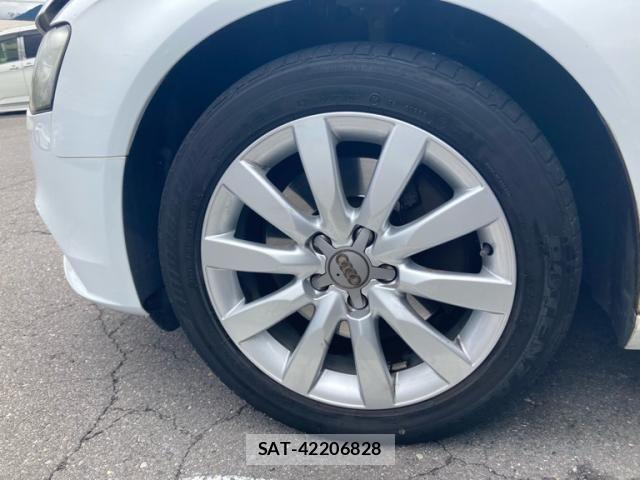 Audi A4 2016-09 8740571-16