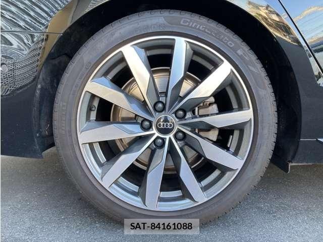 Audi A4 2024-10 8740566-9