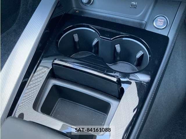 Audi A4 2024-10 8740566-17