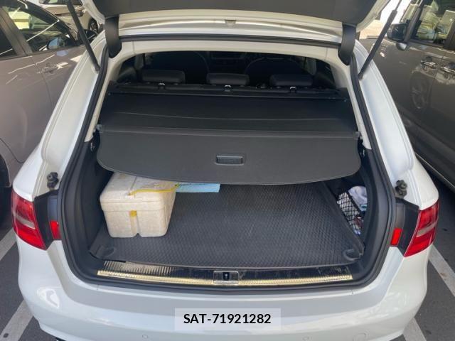 Audi A4 2014-01 8779541-9