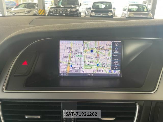 Audi A4 2014-01 8779541-21