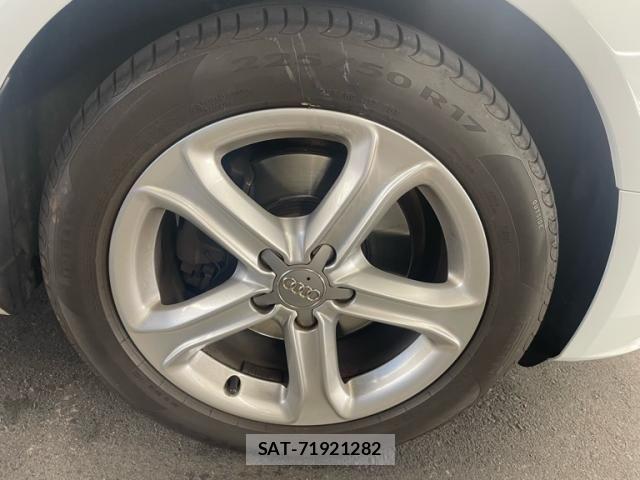 Audi A4 2014-01 8779541-4