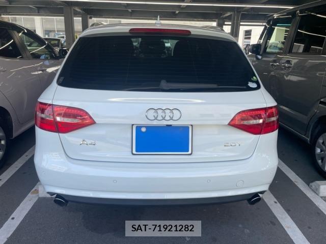 Audi A4 2014-01 8779541-6