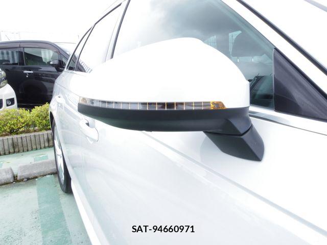 Audi A4 2019-09 8779545-27
