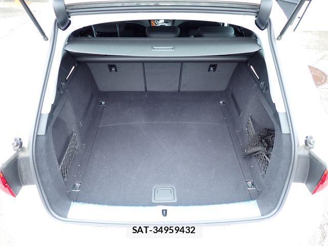 Audi A4 2017-09 8795299-24