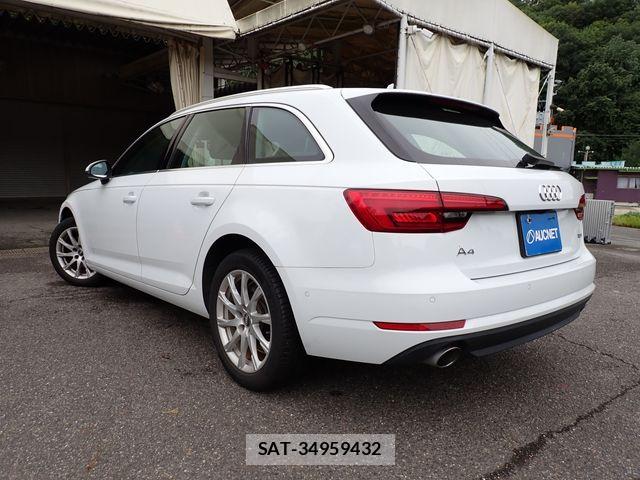 Audi A4 2017-09 8795299-2