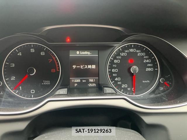 Audi A4 2014-09 8795297-17