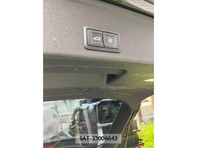 Audi A4 2017-03 8827902-17