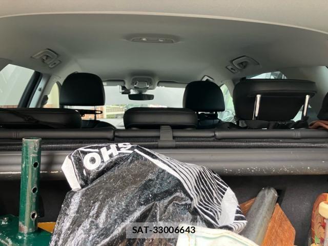 Audi A4 2017-03 8827902-18