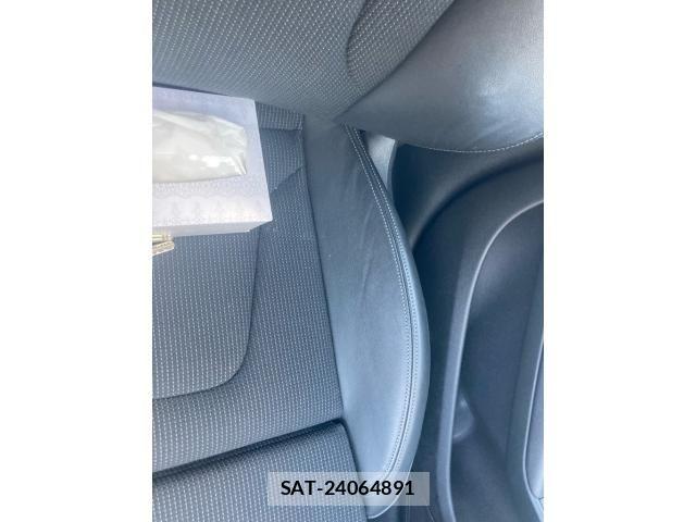 Audi A4 2013-03 8827904-16