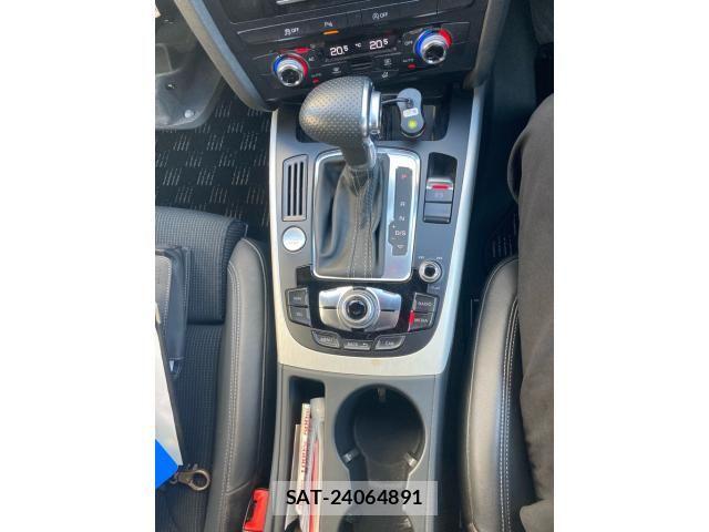 Audi A4 2013-03 8827904-21
