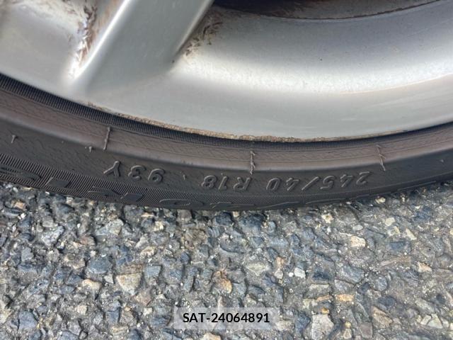 Audi A4 2013-03 8827904-3