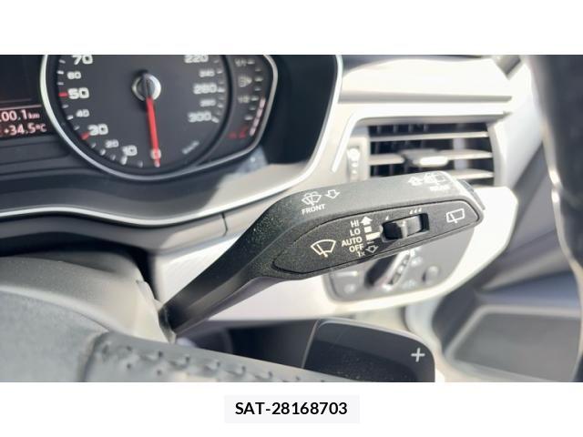 Audi A4 2017-04 8848267-13