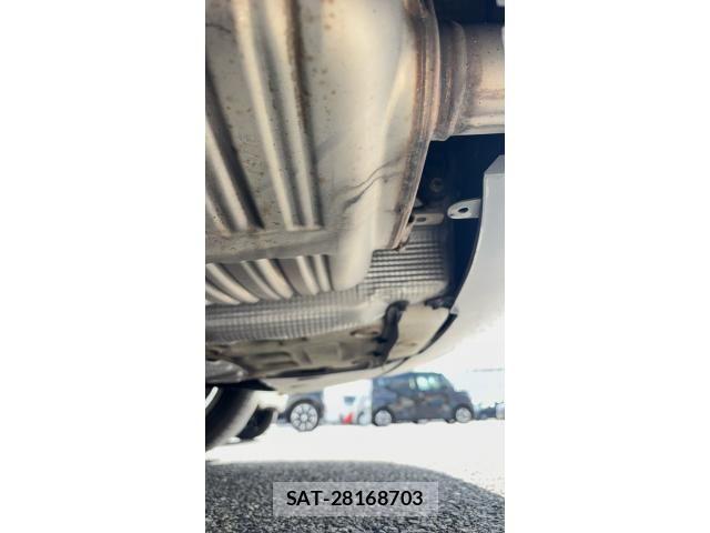 Audi A4 2017-04 8848267-22