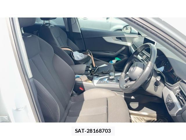 Audi A4 2017-04 8848267-3