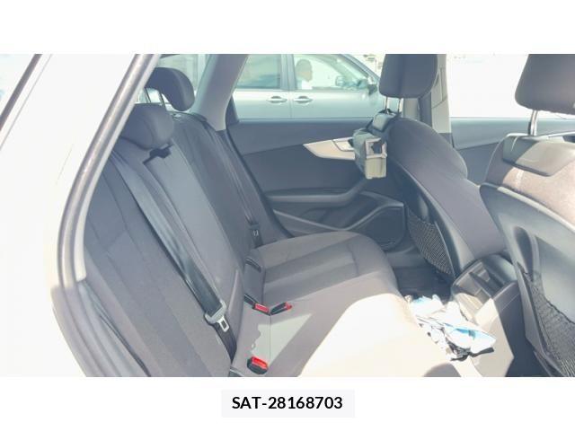 Audi A4 2017-04 8848267-5