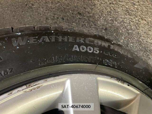 Audi A4 2012-11 8883315-11