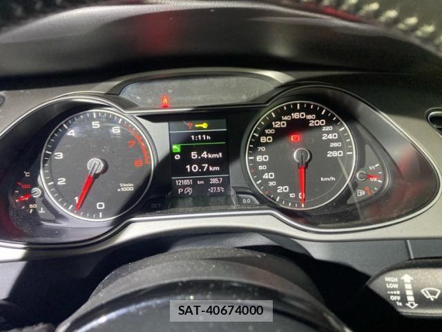 Audi A4 2012-11 8883315-16