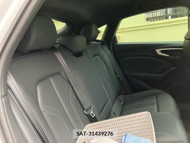 Audi A5 2026-01 7057496-10