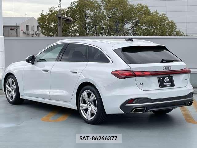 Audi A5 2025-10 4320339-9