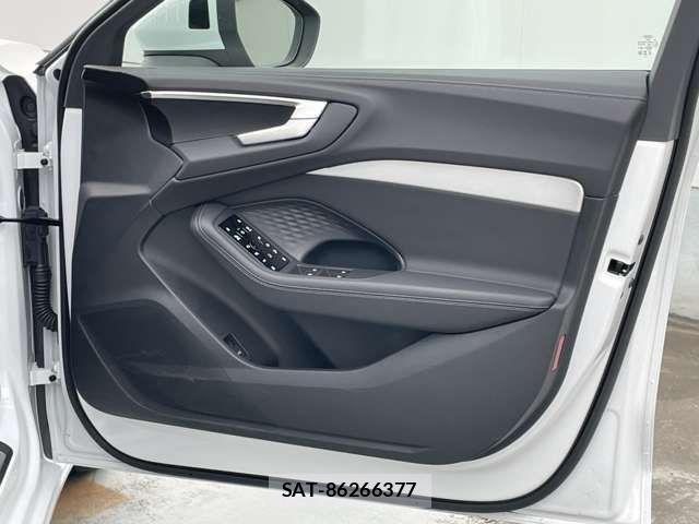 Audi A5 2025-10 4320339-12