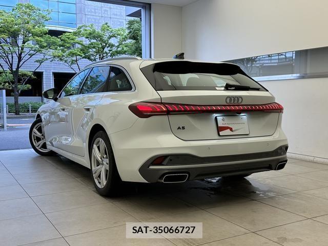 Audi A5 2025-09 8034458-2