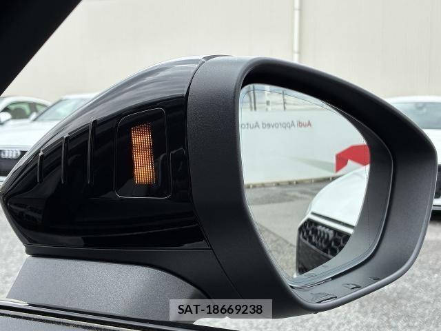 Audi A5 2025-12 8128984-11