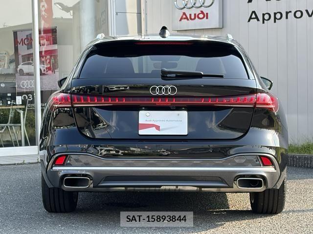 Audi A5 2025-12 8206373-14