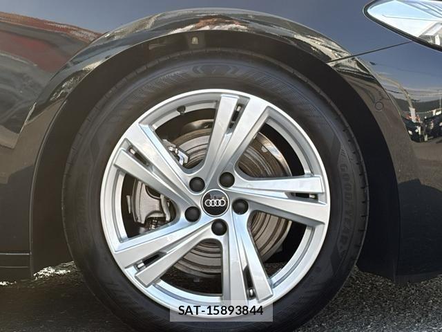 Audi A5 2025-12 8206373-16