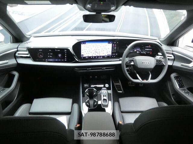 Audi A5 2025-05 8206372-4